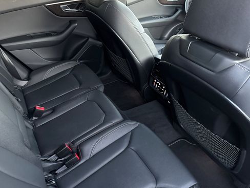 Used 2019 Audi Q8 Prestige w/ Towing Package image 17