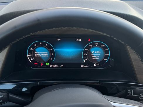 Used 2025 Volkswagen Atlas SE image 41