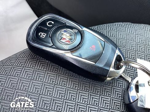 Used 2023 Buick Encore GX Select FWD image 31