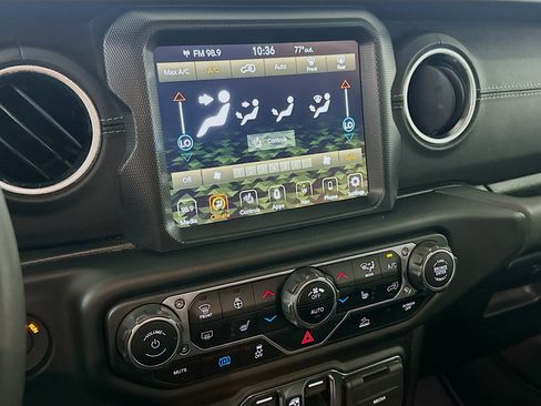 Used 2023 Jeep Wrangler Unlimited Sahara w/ Cold Weather Group AWD/4WD image 23