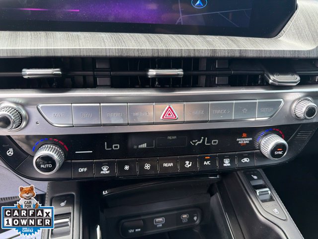 Used 2024 Kia Telluride EX w/ EX Captain's Chair Package AWD/4WD image 41