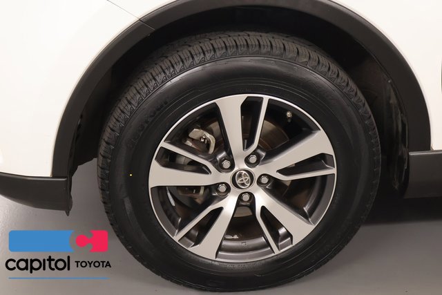 Used 2016 Toyota RAV4 XLE AWD/4WD image 7