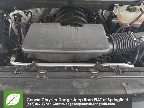 Used 2024 Chevrolet Suburban LT image 25