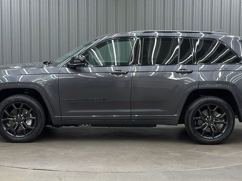 Used 2024 Jeep Grand Cherokee Limited 4xe AWD/4WD image 2