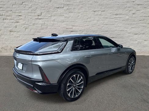 New 2026 Cadillac Lyriq Sport w/ LPO, Floor Liner Package RWD image 5