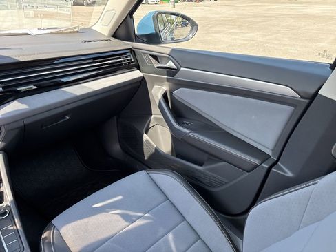 New 2025 Volkswagen Jetta SE image 25