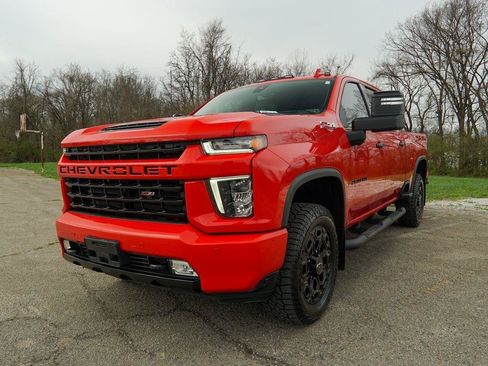 Used 2022 Chevrolet Silverado 2500 LTZ w/ LTZ Plus Package AWD/4WD image 6
