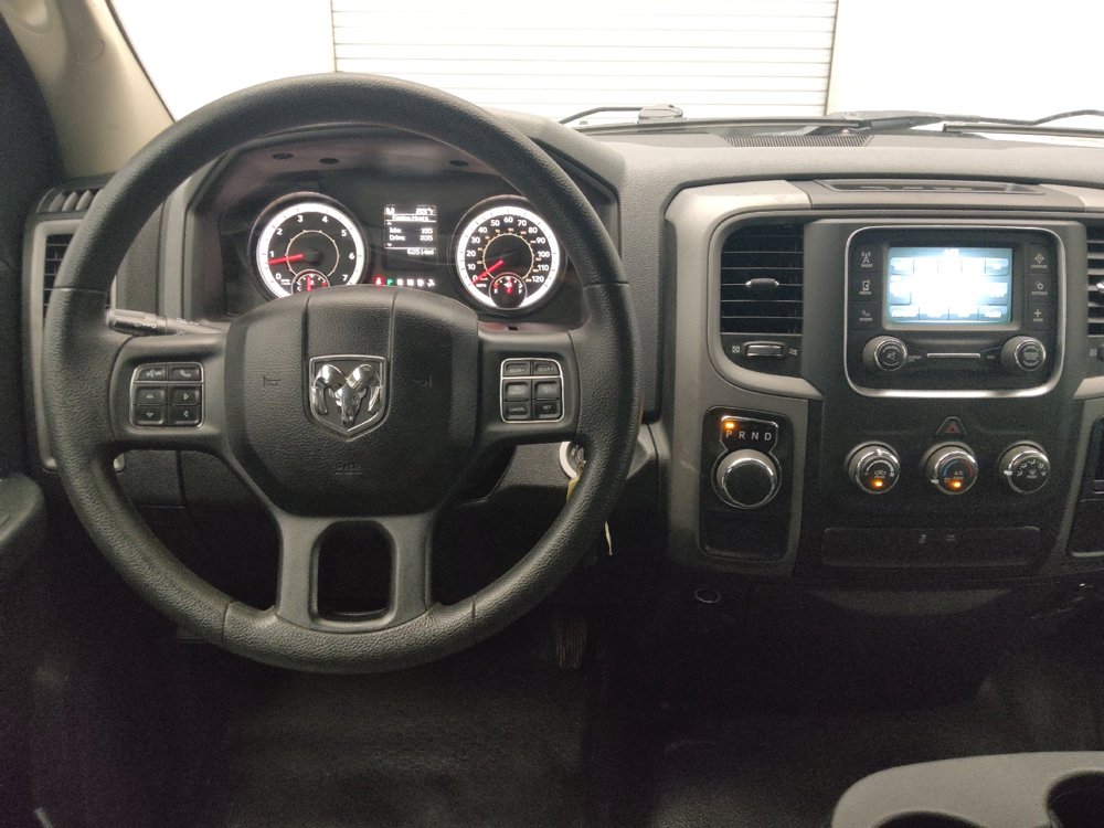 Used 2017 RAM 1500 Tradesman RWD image 22