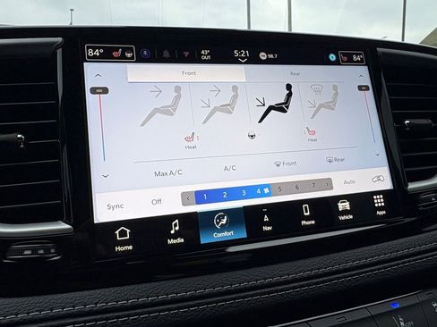 New 2026 Chrysler Pacifica Select FWD image 23