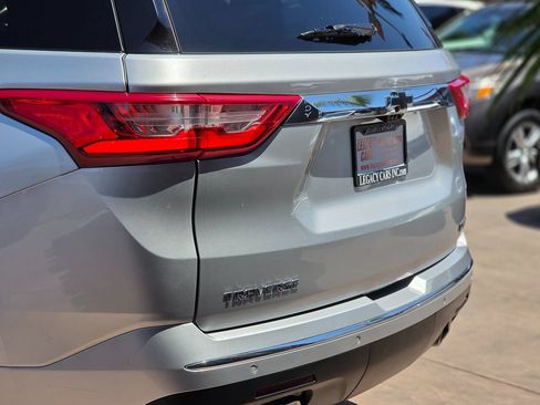 Used 2018 Chevrolet Traverse Premier AWD/4WD image 10