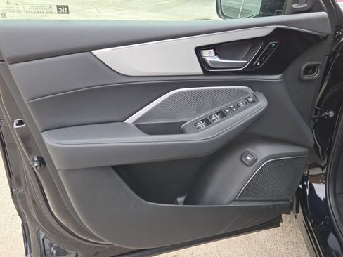 New 2026 Acura MDX SH-AWD image 32
