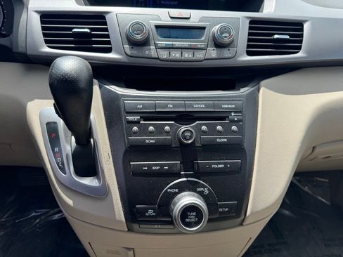Used 2013 Honda Odyssey EX image 18