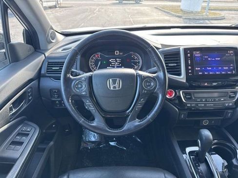 Used 2019 Honda Ridgeline RTL-E image 12