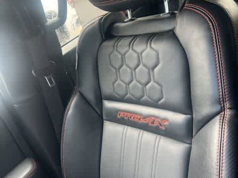 Used 2023 Nissan Frontier PRO-4X w/ Pro-4X Premium Package AWD/4WD image 5