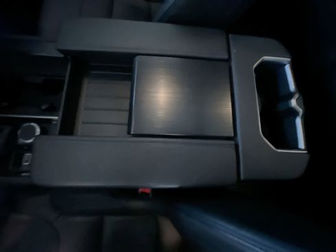 Used 2024 Toyota Tundra Platinum image 21