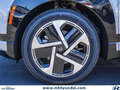 New 2026 Hyundai Ioniq 9 Limited AWD/4WD image 11