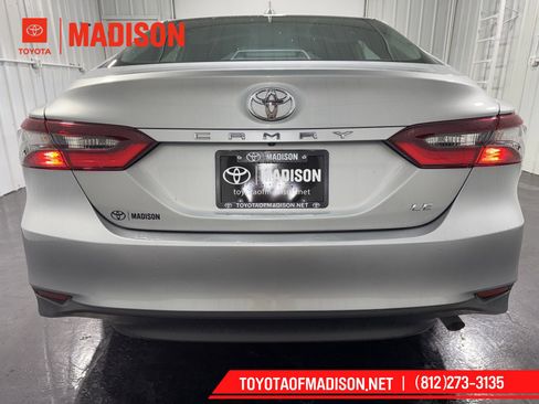 Used 2024 Toyota Camry LE image 29