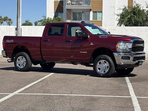 Used 2024 RAM 2500 Tradesman w/ Chrome Appearance Group AWD/4WD image 2