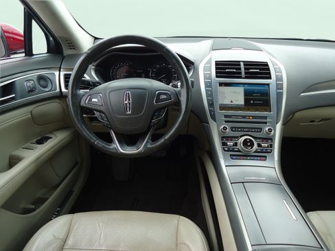 Used 2018 Lincoln MKZ Reserve w/ Climate Package AWD/4WD image 12