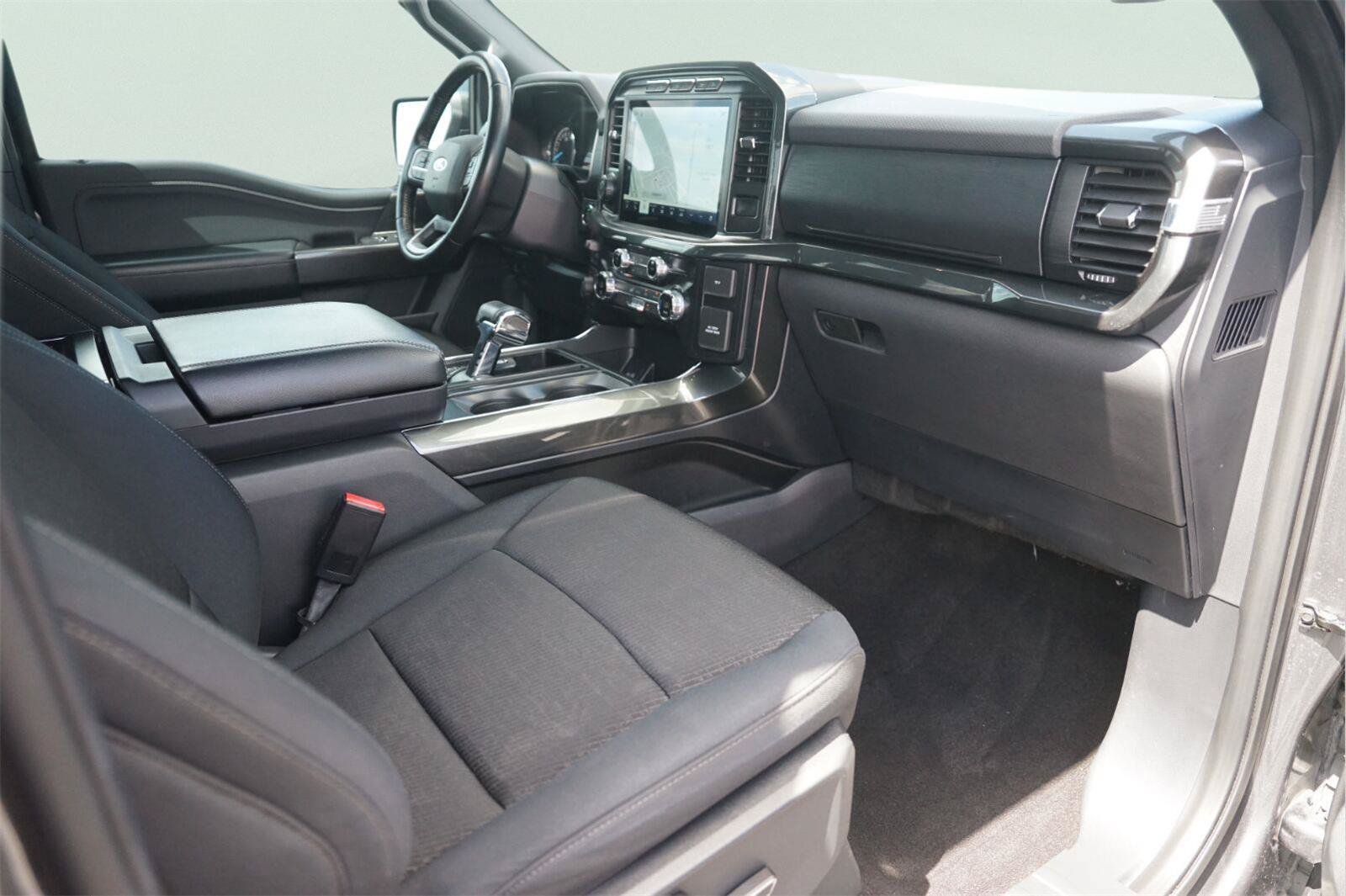 Used 2021 Ford F150 XLT w/ Equipment Group 302A High AWD/4WD image 18