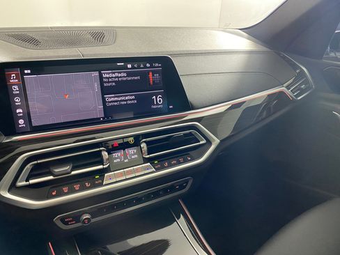 Used 2019 BMW X5 xDrive40i w/ Convenience Package image 26