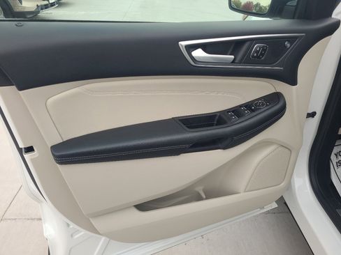 Used 2023 Ford Edge Titanium w/ Equipment Group 301A image 16