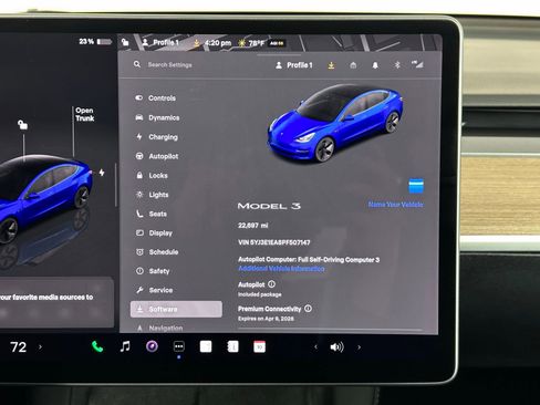 Used 2023 Tesla Model 3 Standard Range image 3