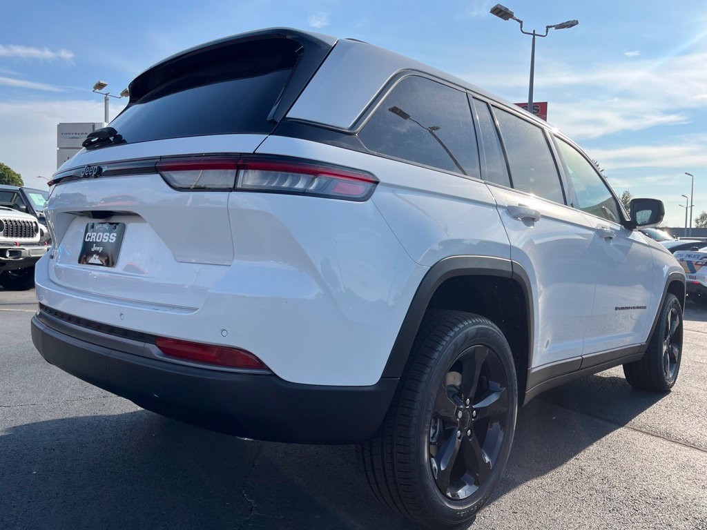 New 2026 Jeep Grand Cherokee Limited AWD/4WD image 38