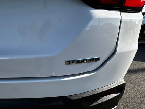 Used 2023 Honda Pilot Touring image 8