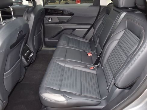 New 2026 Lincoln Nautilus Reserve image 21