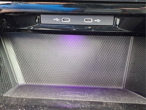 Certified 2024 Volkswagen GTI S FWD image 22