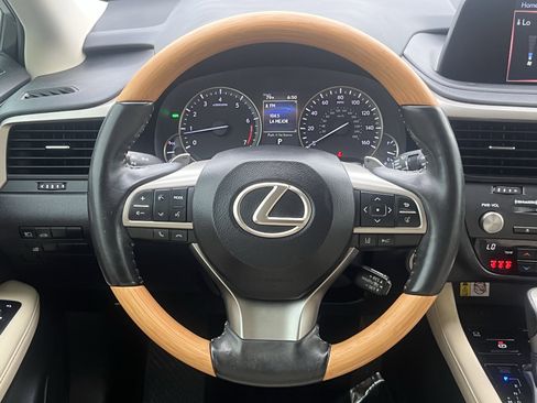 Used 2022 Lexus RX 350 FWD w/ Premium Package image 18