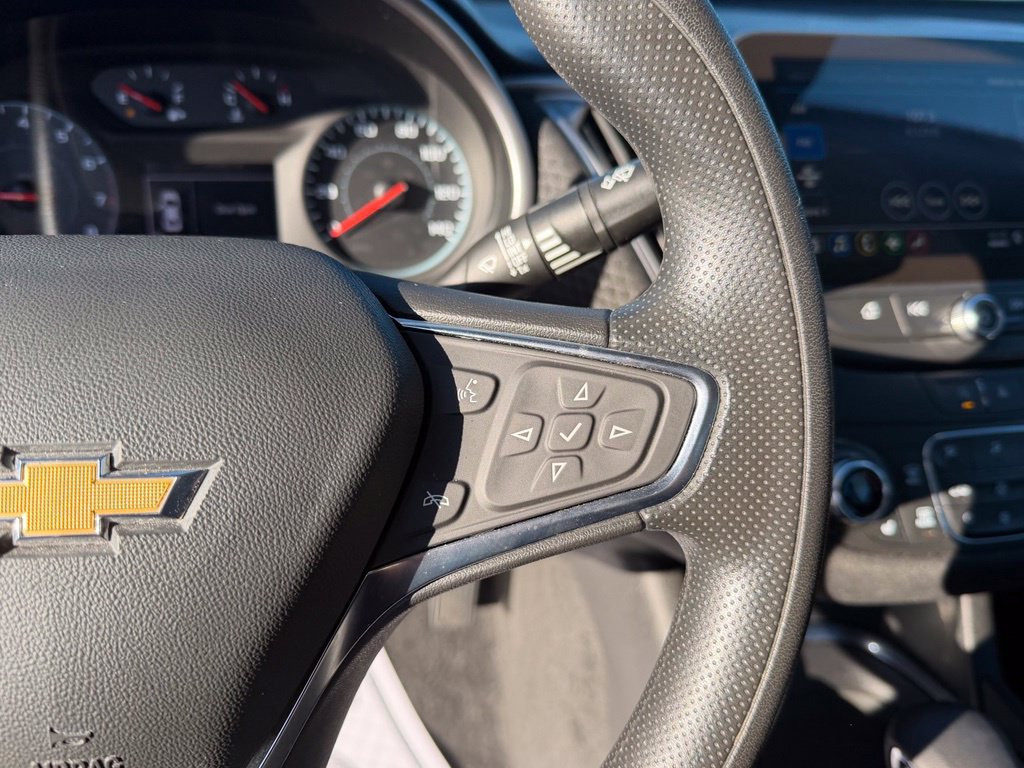 Used 2025 Chevrolet Malibu LT FWD image 26