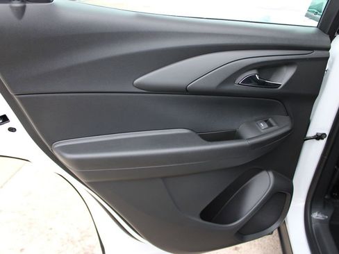 New 2026 Chevrolet TrailBlazer LS image 14