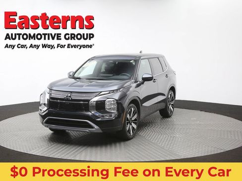 Used 2025 Mitsubishi Outlander SE FWD image 55