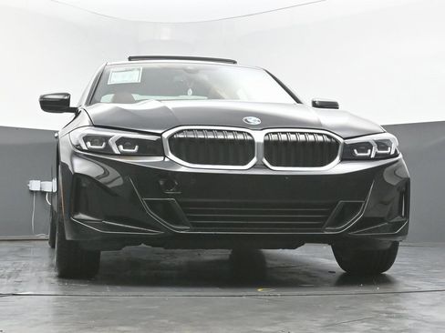 Used 2023 BMW 330i xDrive Sedan w/ Premium Package image 54