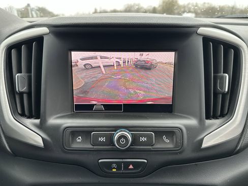 Certified 2023 GMC Terrain SLE w/ Driver Convenience Package image 17