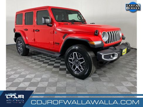 Used 2026 Jeep Wrangler Unlimited Sahara AWD/4WD image 1