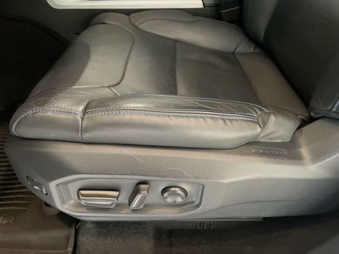 Used 2025 Toyota Tundra Platinum image 12