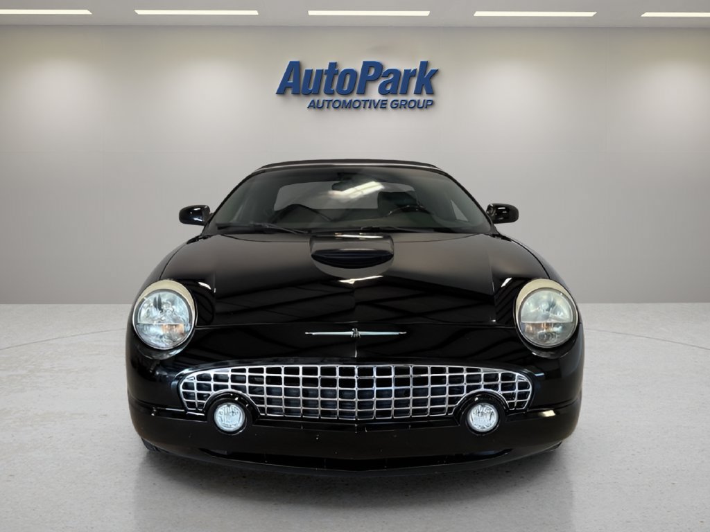 Used 2002 Ford Thunderbird RWD image 3