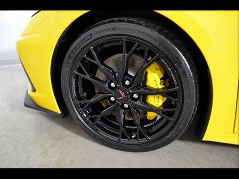 New 2026 Chevrolet Corvette Stingray Premium Cpe w/ Z51 Performance Package RWD image 8