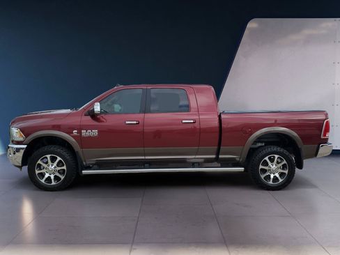 Used 2018 RAM 2500 Laramie w/ Cold Weather Group AWD/4WD image 2