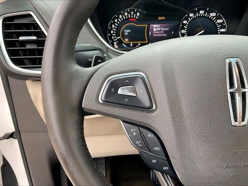 Used 2016 Lincoln MKX Select w/ Select Plus Package image 21