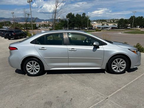 Used 2024 Toyota Corolla LE w/ LE Premium Package FWD image 10