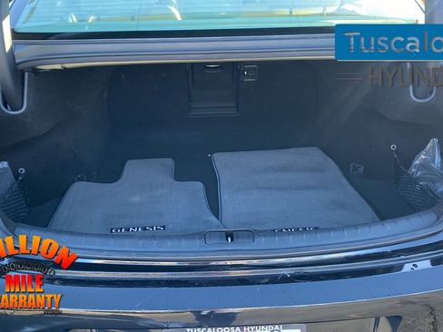 Used 2022 Genesis G80 2.5T w/ Advanced Package image 11