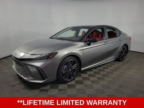 Used 2026 Toyota Camry XSE image 3