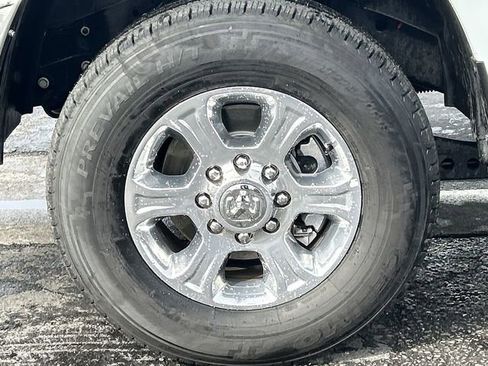 Used 2024 RAM 3500 Big Horn image 10