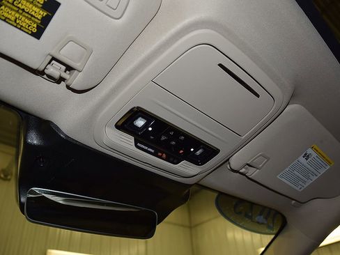 Used 2023 Lincoln Corsair AWD w/ Equipment Group 101A image 30