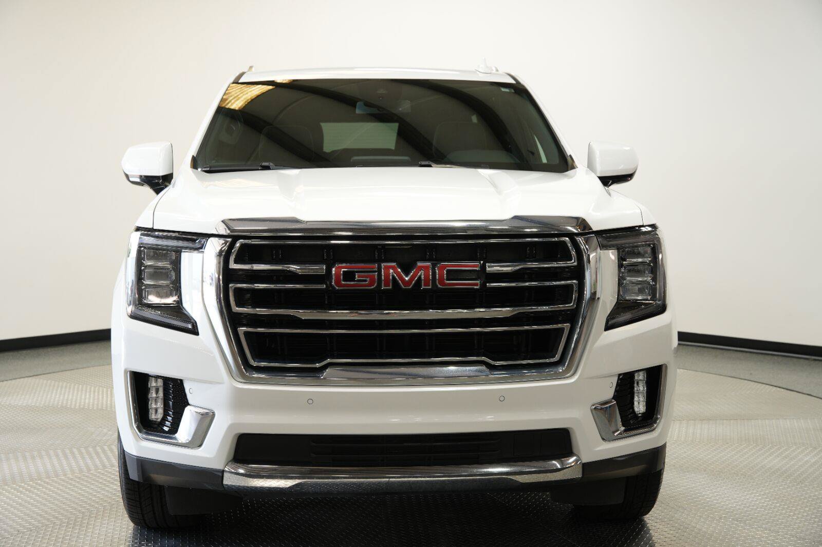 Certified 2024 GMC Yukon SLT AWD/4WD image 3