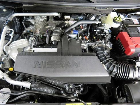 New 2026 Nissan Rogue SV FWD image 9